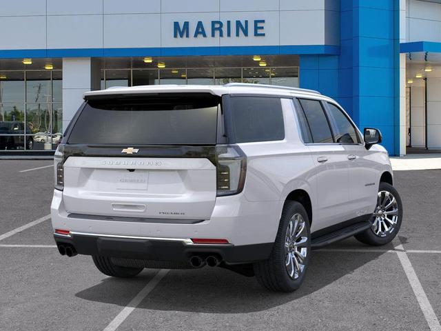 Photo of 2025 Iridescent Pearl Tricoat Chevrolet Suburban