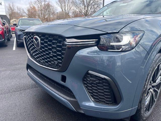 Photo of 2025 Polymetal Gray Metallic Mazda CX-70