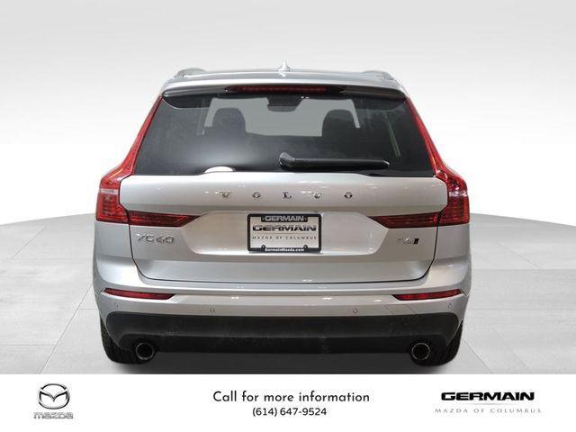 Photo of 2020 Bright Silver Metallic Volvo XC60
