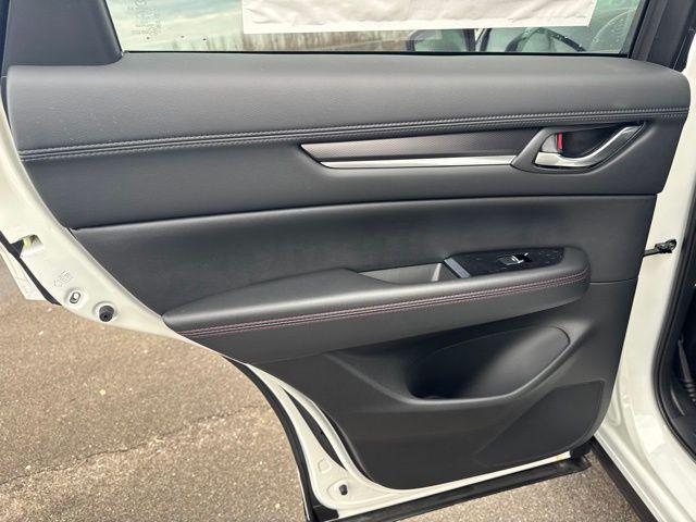 Photo of 2025 Rhodium White Metallic Mazda CX-5