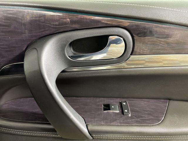 Photo of 2015 Iridium Metallic Buick Enclave