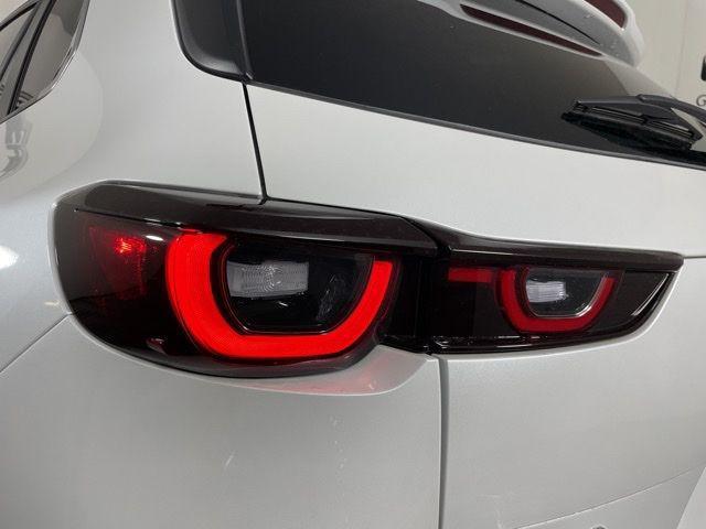 Photo of 2024 Wind Chill Pearl Mazda CX-50