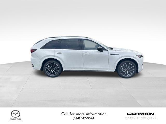 Photo of 2025 Rhodium White Premium Mazda CX-70