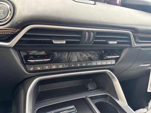 Photo of 2025 Rhodium White Premium Mazda CX-70