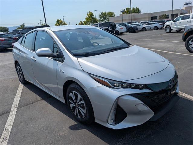 Photo of 2019 Classic Silver Metallic Toyota Prius Prime