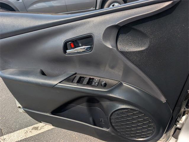 Photo of 2019 Classic Silver Metallic Toyota Prius Prime