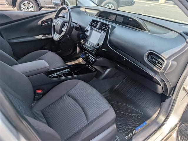 Photo of 2019 Classic Silver Metallic Toyota Prius Prime