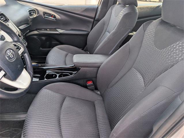 Photo of 2019 Classic Silver Metallic Toyota Prius Prime