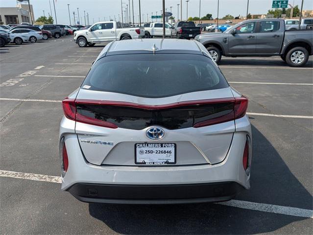 Photo of 2019 Classic Silver Metallic Toyota Prius Prime