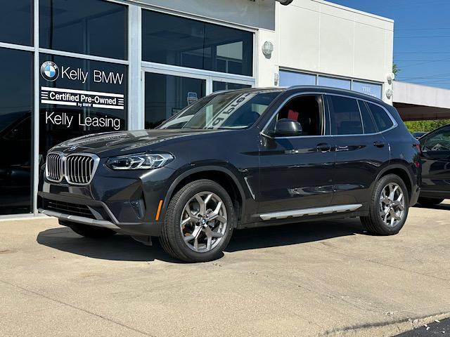 Photo of 2022 Dark Graphite Metallic BMW X3
