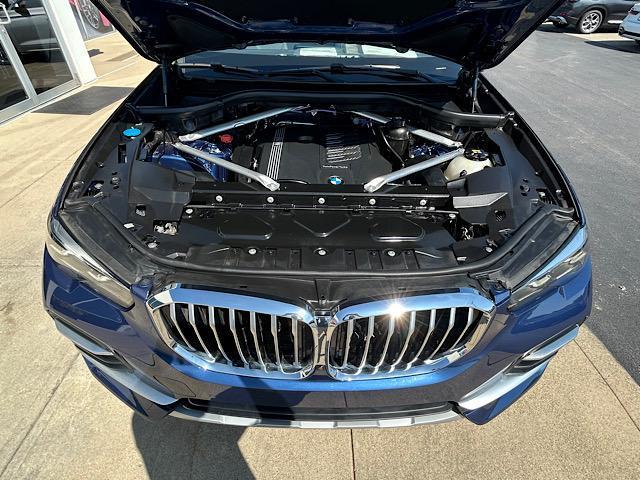 Photo of 2023 Phytonic Blue Metallic BMW X5