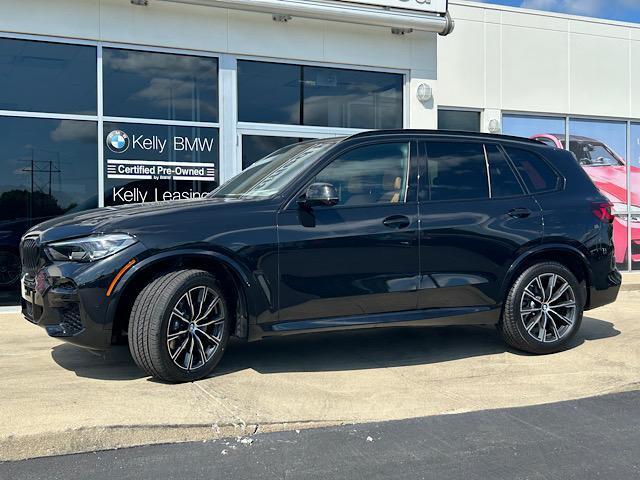 Photo of 2023 Black Sapphire Metallic BMW X5