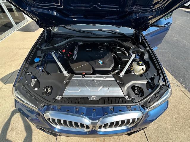 Photo of 2022 Phytonic Blue Metallic BMW X3