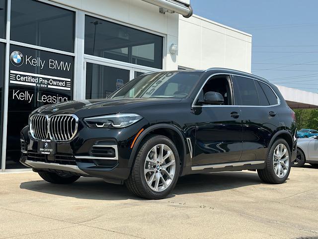 Photo of 2023 Jet Black BMW X5