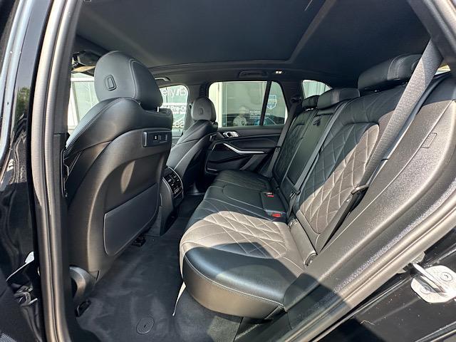 Photo of 2023 Jet Black BMW X5