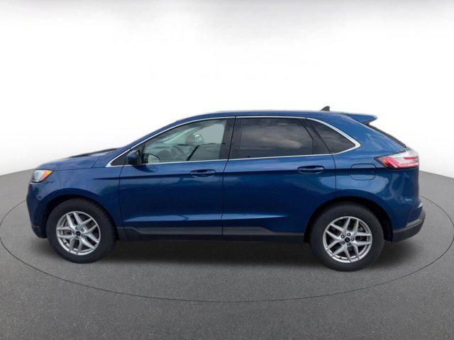 Photo of 2024 Blue Ford Edge