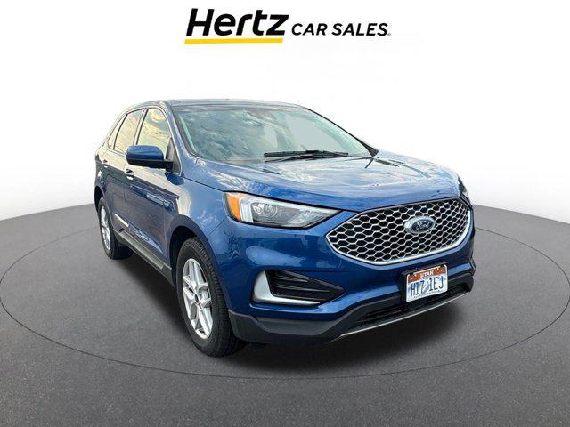 Photo of 2024 Blue Ford Edge