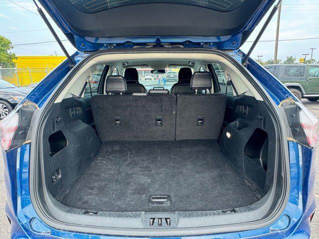 Photo of 2024 Blue Ford Edge