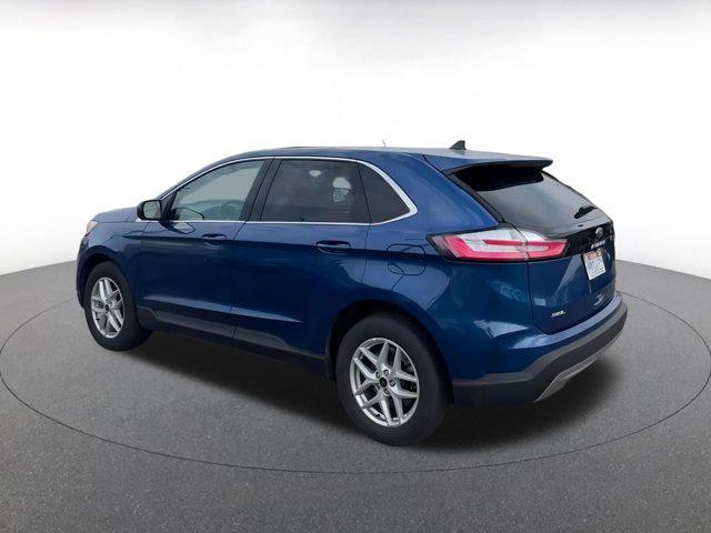 Photo of 2024 Blue Ford Edge