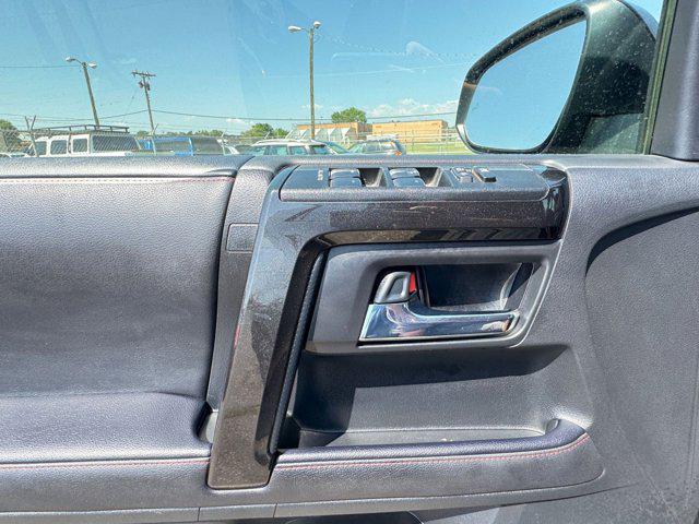 Photo of 2024 Midnight Black Metallic Toyota 4Runner