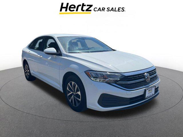 Photo of 2024 Pure White Volkswagen Jetta