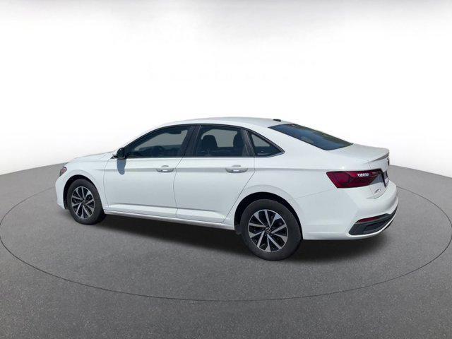 Photo of 2024 Pure White Volkswagen Jetta