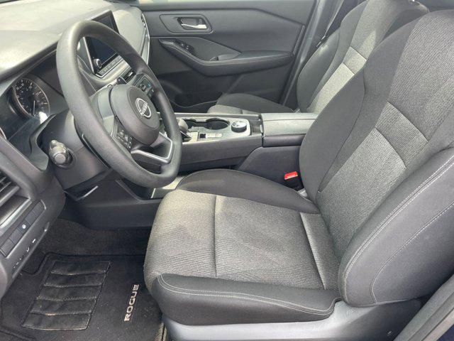 Photo of 2024 Deep Ocean Blue Pearl Nissan Rogue