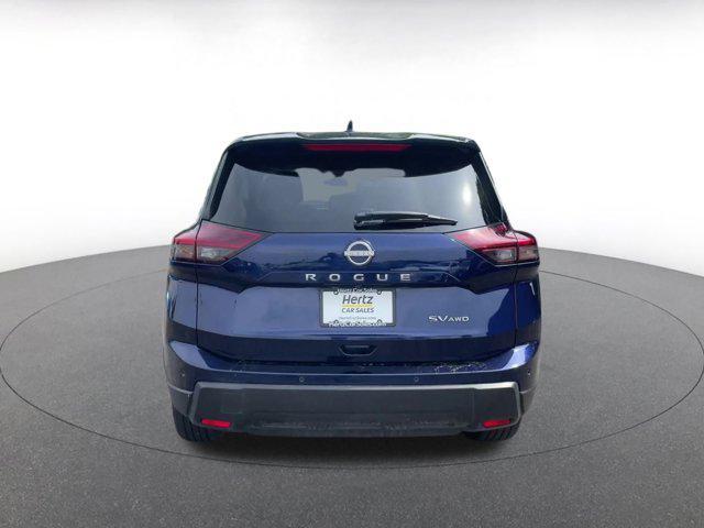 Photo of 2024 Deep Ocean Blue Pearl Nissan Rogue