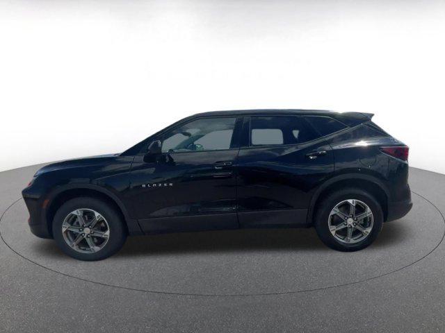 Photo of 2023 Black Chevrolet Blazer