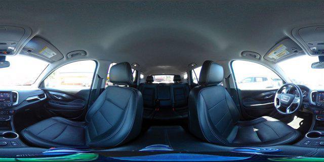 Photo of 2024 Summit White GMC Terrain