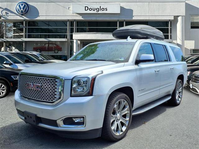 Photo of 2017 Quicksilver Metallic GMC Yukon XL