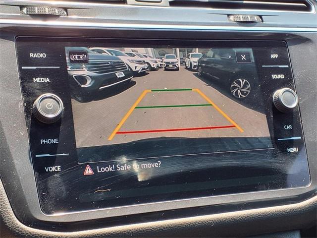 Photo of 2022 Oryx White Pearl Volkswagen Tiguan