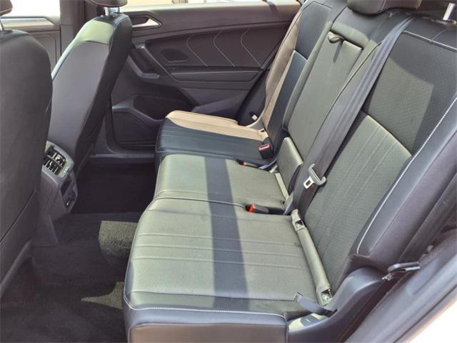 Photo of 2022 Oryx White Pearl Volkswagen Tiguan