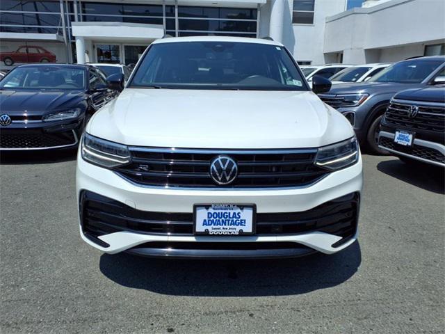 Photo of 2022 Oryx White Pearl Volkswagen Tiguan