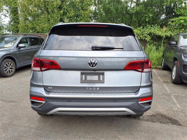 Photo of 2023 Platinum Gray Metallic Volkswagen Taos