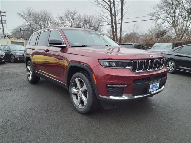 Photo of 2021 Velvet Red Pearlcoat Jeep Grand Cherokee L
