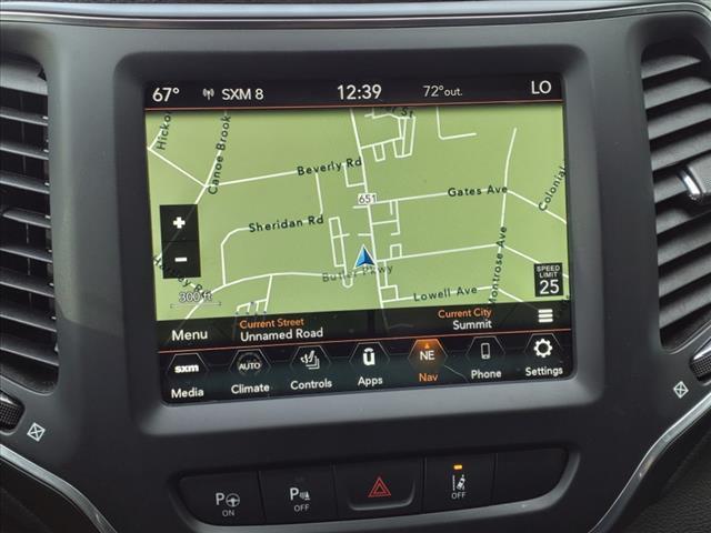 Photo of 2023 Diamond Black Crystal Pearlcoat Jeep Cherokee