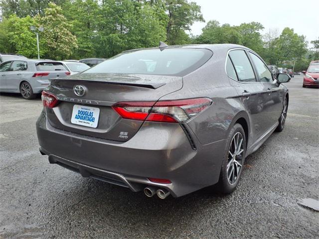 Photo of 2022 Predawn Gray Mica Toyota Camry