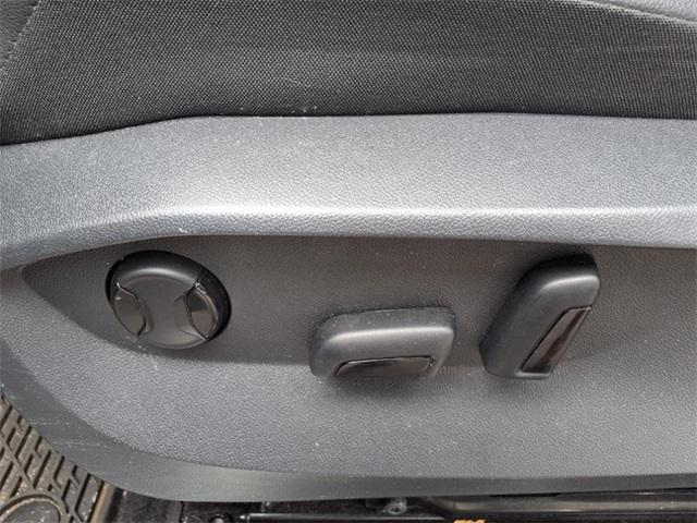 Photo of 2022 Platinum Gray Metallic Volkswagen Tiguan