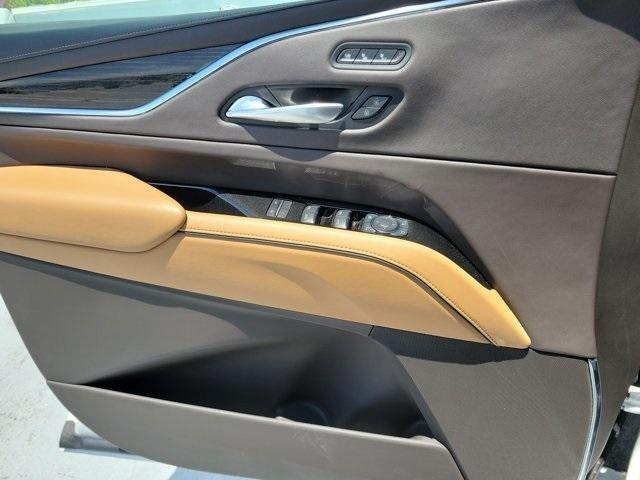 Photo of 2021 Crystal White Tri-Coat Cadillac Escalade ESV