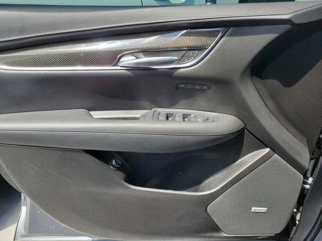 Photo of 2022 Satin Steel Metallic Cadillac XT5