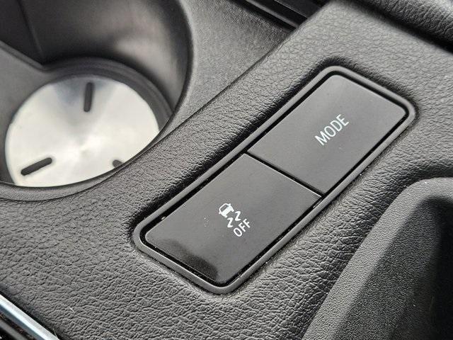 Photo of 2021 Crystal White Tri-Coat Cadillac XT5