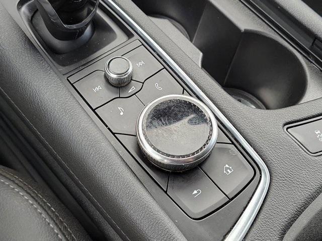 Photo of 2021 Crystal White Tri-Coat Cadillac XT5