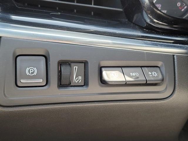 Photo of 2023 Crystal White Tri-Coat Cadillac XT6