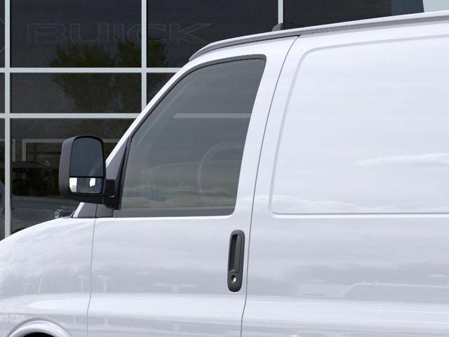 Photo of 2025 Summit White GMC Savana 2500