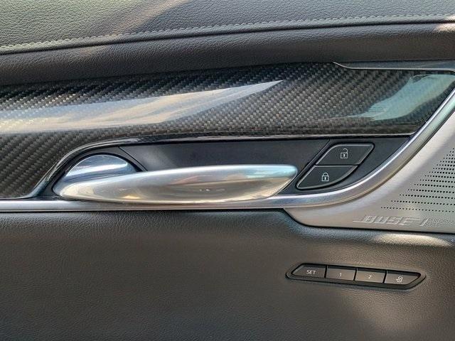 Photo of 2022 Stellar Black Metallic Cadillac XT6