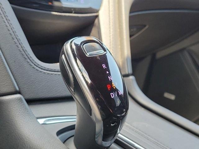 Photo of 2022 Stellar Black Metallic Cadillac XT6