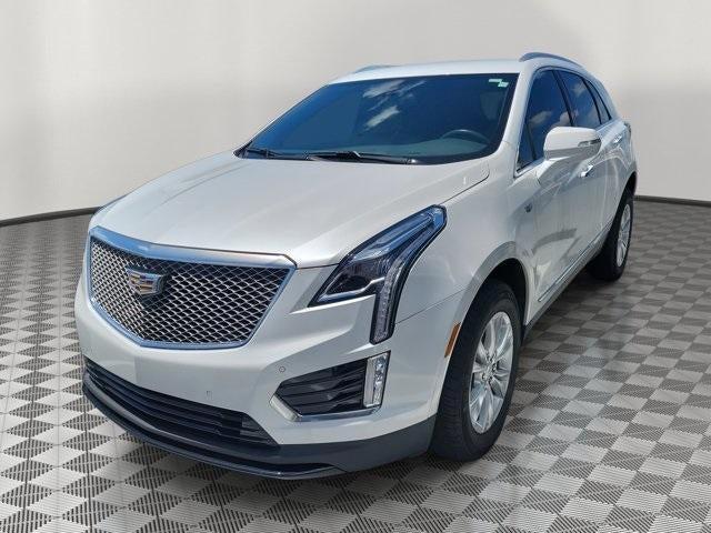 Photo of 2022 Crystal White Tri-Coat Cadillac XT5
