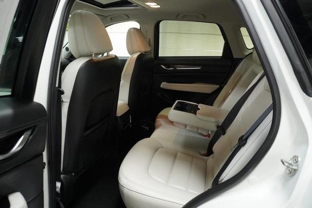 Photo of 2018 Snowflake White Pearl Mica Mazda CX-5