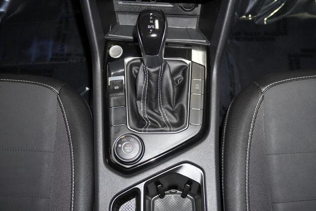 Photo of 2024 Pure White Volkswagen Taos